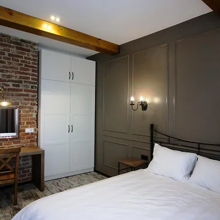 Potocki Apartment *